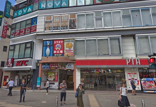 �J���h�{���ؓX�̑S�i